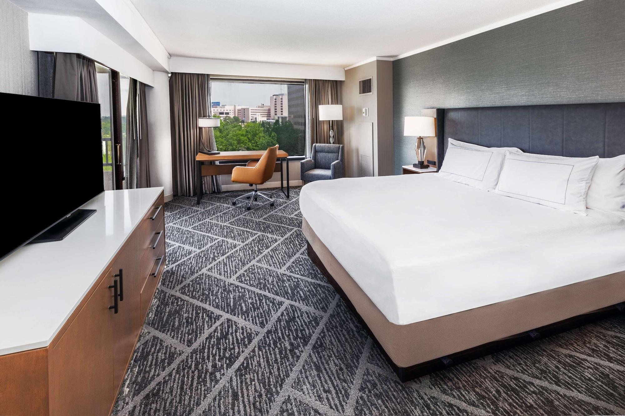 Hotel Doubletree By Hilton At Warren Place 3*